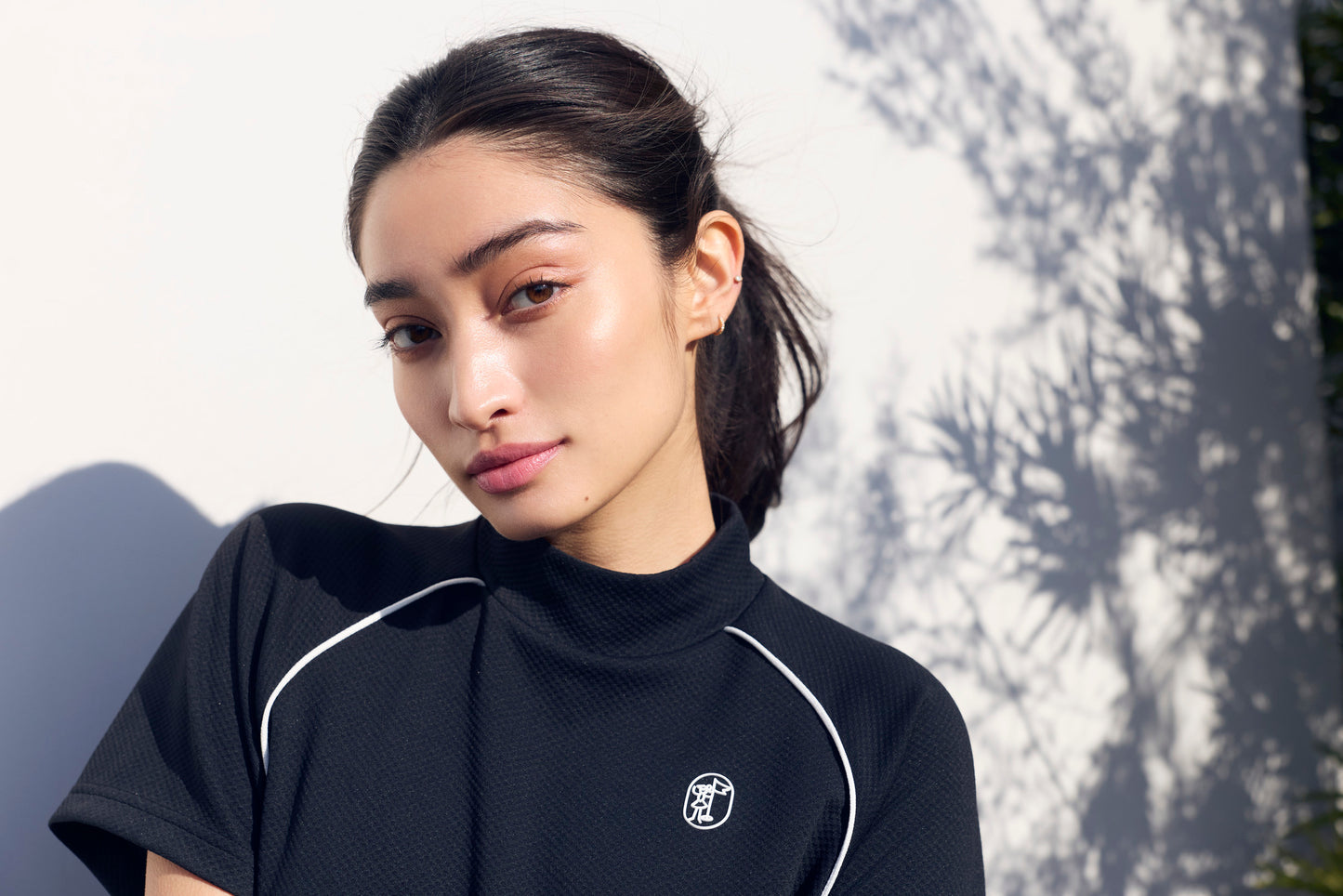 モックネックハーフスリーブシャツ